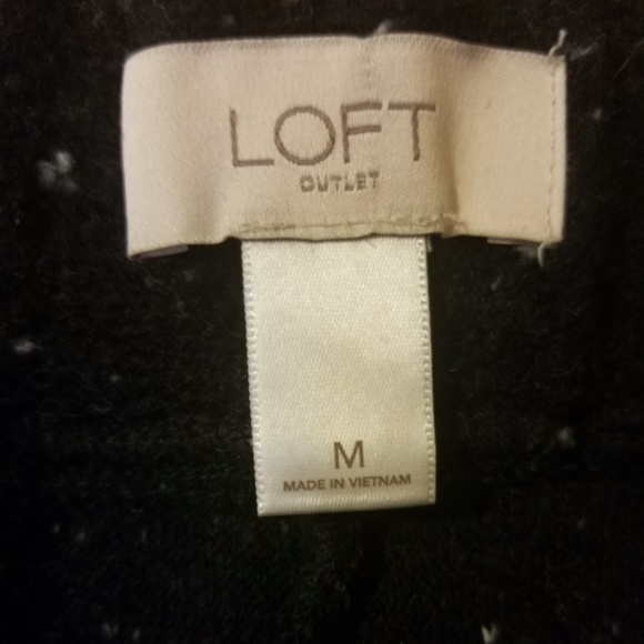 Mini black skirt - Picture 2 of 3